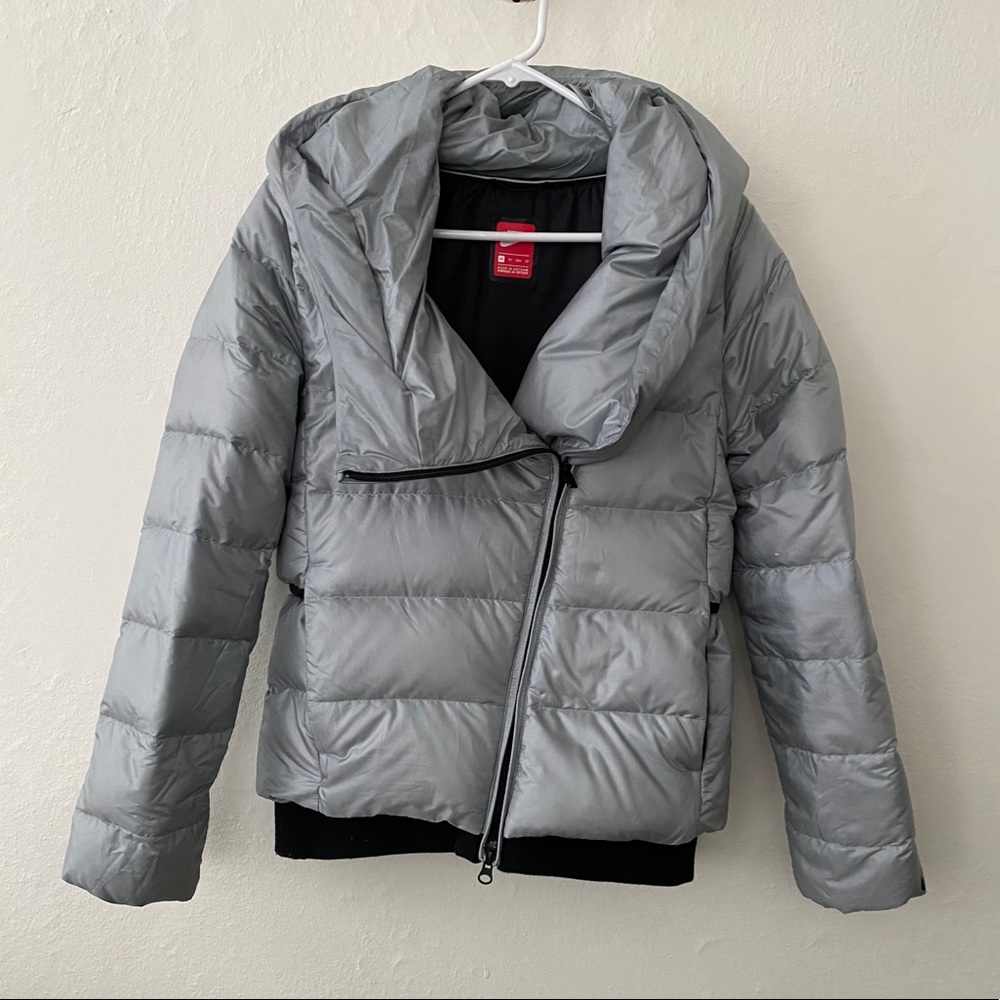 Nike Puffer